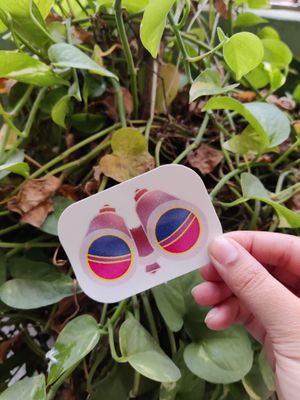 Bi-noculars sticker